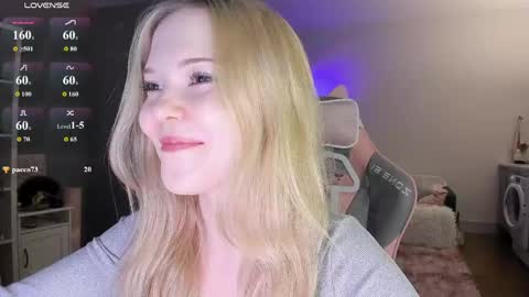Snapshot of fairy_casey chatting on April 2026 10:04:02 PM fairy_casey online show from April 2026 10:04:02 PM