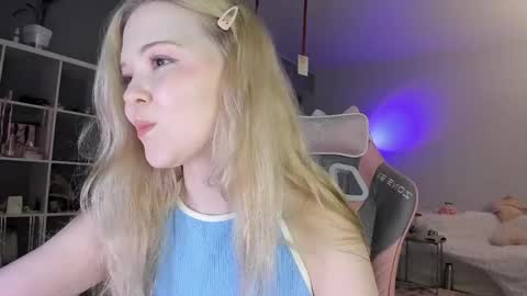 Snapshot of fairy_casey chatting on May 2026 11:56:02 PM fairy_casey online show from May 2026 11:56:02 PM