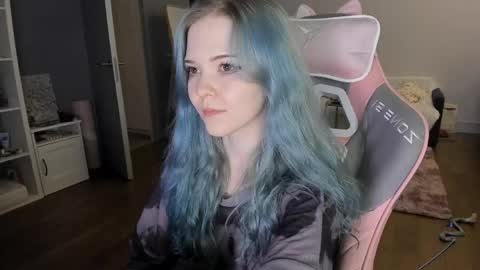 Snapshot of fairy_casey chatting on May 2026 07:23:02 PM fairy_casey online show from May 2026 07:23:02 PM
