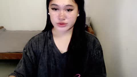 Snapshot of fairy_cuddle chatting on June 2026 09:34:01 PM call me shanaia online show from June 2026 09:34:01 PM