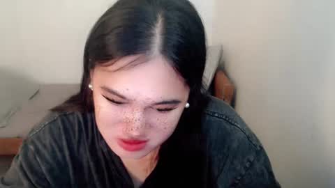 Snapshot of fairy_cuddle chatting on July 2026 04:25:01 AM call me shanaia online show from July 2026 04:25:01 AM