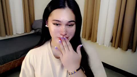 Snapshot of fairy_cuddle chatting on July 2026 07:39:02 AM call me shanaia online show from July 2026 07:39:02 AM