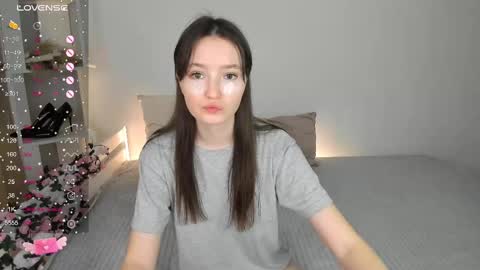 Snapshot of fairy_m00n chatting on March 2025 02:47:02 AM Kate online show from March 2025 02:47:02 AM