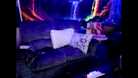 Snapshot of fairy_moan chatting on November 2025 02:00:02 AM fairy_moan online show from November 2025 02:00:02 AM