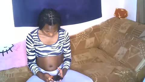 Snapshot of fairy_pearl chatting on February 2025 11:10:01 AM fairy_pearl online show from February 2025 11:10:01 AM