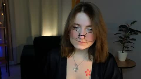 Tara online show from April 2026 09:53:01 PM