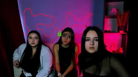 Snapshot of fairy_viola chatting on October 2025 11:55:02 AM Viola online show from October 2025 11:55:02 AM