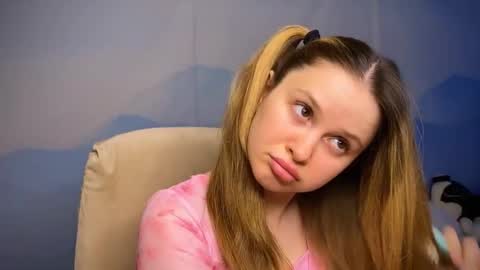 Ilona online show from February 2026 10:34:02 AM