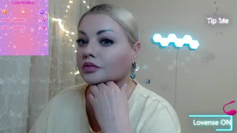 Snapshot of fairyjewell chatting on July 2026 07:34:01 PM Jewell online show from July 2026 07:34:01 PM