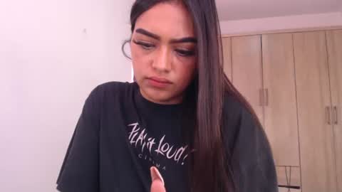 fairylatin online show from February 2025 01:43:01 PM