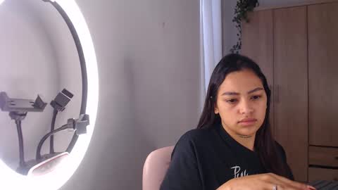 fairylatin online show from February 2025 01:24:01 PM