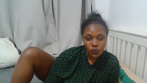 Snapshot of faithokoyo480 chatting on April 2026 09:09:02 PM raysa4421 online show from April 2026 09:09:02 PM