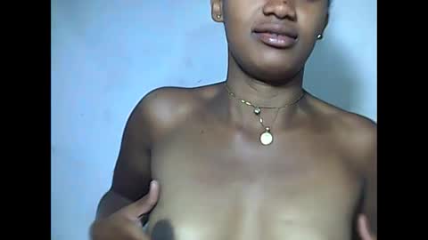 Snapshot of falielyse chatting on September 2025 10:20:01 PM falielyse online show from September 2025 10:20:01 PM