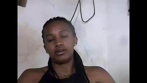 Snapshot of falielyse chatting on October 2025 05:12:01 PM falielyse online show from October 2025 05:12:01 PM