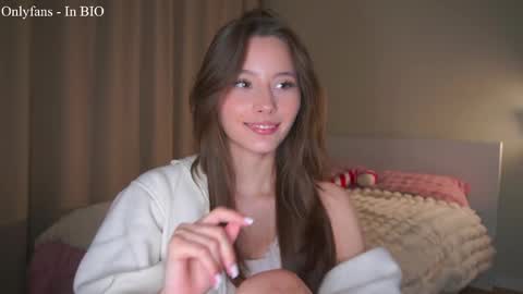 Kaori online show from April 2026 07:00:01 PM