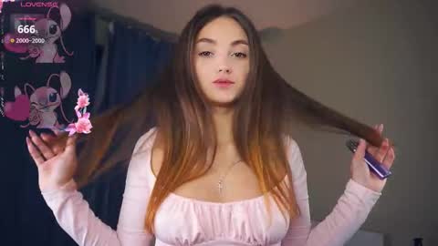 Erika online show from December 2025 07:03:01 AM