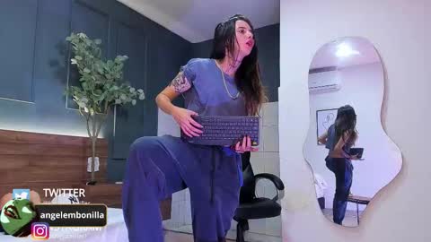 Megan    630  1330 -5 online show from September 2025 11:54:02 AM