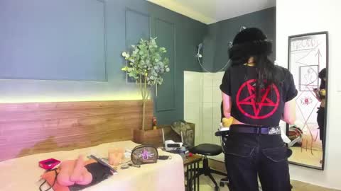 Megan    630  1330 -5 online show from April 2026 12:34:02 PM