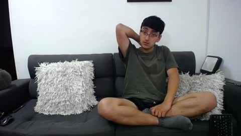 FallGays online show from January 2025 02:10:01 AM