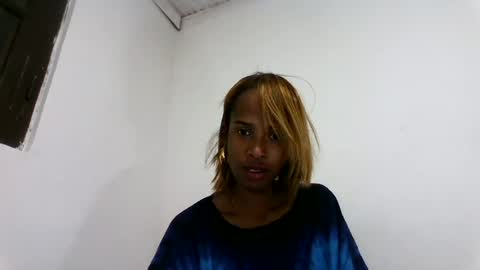 Snapshot of fallinah01 chatting on July 2026 08:40:01 AM fallinah01 online show from July 2026 08:40:01 AM