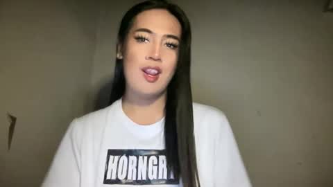 callmecindy online show from November 2025 06:41:02 PM