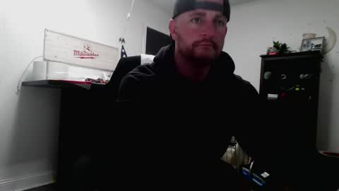 Daddy online show from January 2026 06:01:01 PM