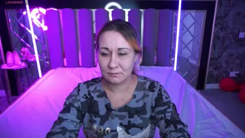 famousemuse online show from March 2026 01:38:02 PM