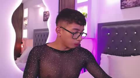 Snapshot of fancy_vixen chatting on February 2026 03:47:01 AM FANCY online show from February 2026 03:47:01 AM