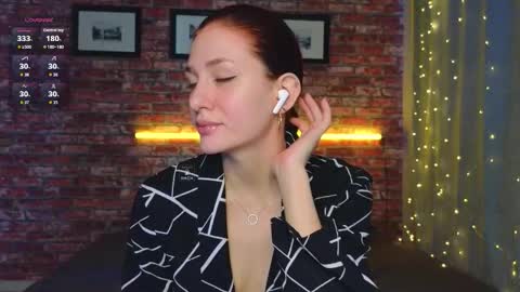 fancymeee online show from March 2026 10:40:01 AM