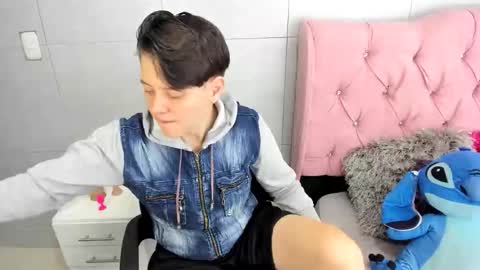 FANNY online show from November 2025 03:50:01 AM