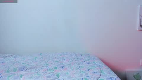 Snapshot of fantastic_asians2 chatting on January 2026 04:01:02 PM Ale online show from January 2026 04:01:02 PM