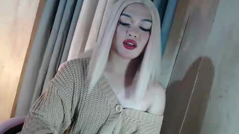 Snapshot of fantasticcock69_daniella chatting on May 2026 10:53:01 AM DANIELLA - DONT FORGET TO GIVE ME A THUMBSU UP online show from May 2026 10:53:01 AM