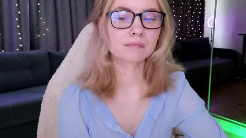 Snapshot of fantasymaria chatting on May 2026 06:53:01 AM my name is Masha online show from May 2026 06:53:01 AM