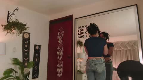 Farah online show from March 2026 12:11:01 PM