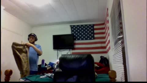 Snapshot of farmboy2398 chatting on December 2024 04:34:02 AM farmboy2398 online show from December 2024 04:34:02 AM