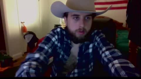 Snapshot of farmboy2398 chatting on November 2025 02:24:02 AM farmboy2398 online show from November 2025 02:24:02 AM