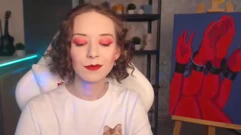 Fascinating   Eyes online show from October 2025 06:31:02 PM