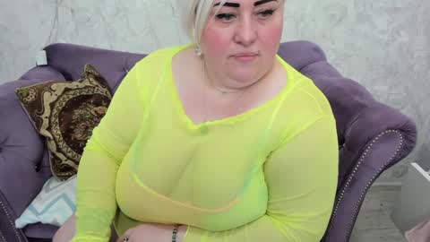 fashiona online show from February 2025 06:50:02 AM