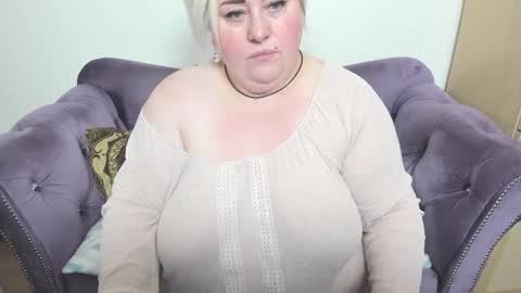 fashiona online show from October 2025 12:25:02 AM