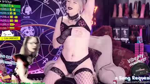  Lily  Waifu  online show from February 2025 02:27:01 AM