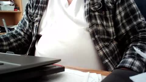 Snapshot of fatbellyitalian3 chatting on November 2025 02:32:01 PM fatbellyitalian3 online show from November 2025 02:32:01 PM