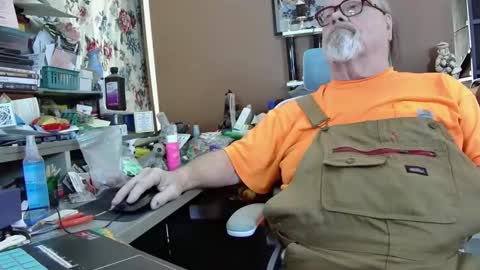 Fred. online show from January 2025 10:02:01 PM