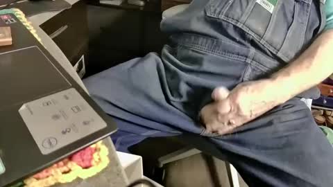 Fred. online show from February 2025 05:29:01 PM