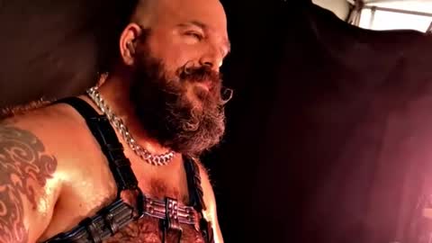 FAT PAPA online show from December 2025 01:48:01 PM