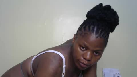 Snapshot of fayzah_fah chatting on April 2026 04:57:01 AM Faith online show from April 2026 04:57:01 AM