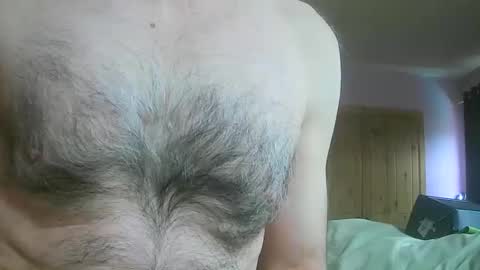 Snapshot of feardubh chatting on April 2026 02:11:02 PM feardubh online show from April 2026 02:11:02 PM