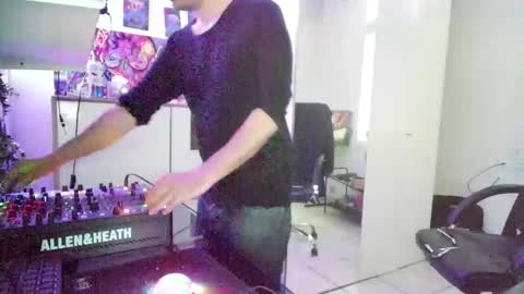 Snapshot of feetamiiin chatting on May 2026 02:03:01 PM m0rty online show from May 2026 02:03:01 PM