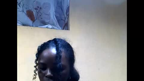 felicia422300 online show from May 2026 06:03:01 PM