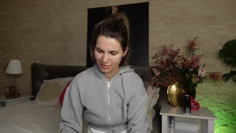 Snapshot of feliciakrige chatting on May 2026 07:53:02 PM FeliciaKrige online show from May 2026 07:53:02 PM