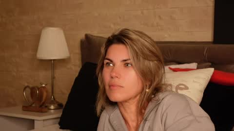 Snapshot of feliciakrige chatting on May 2026 06:57:01 PM FeliciaKrige online show from May 2026 06:57:01 PM